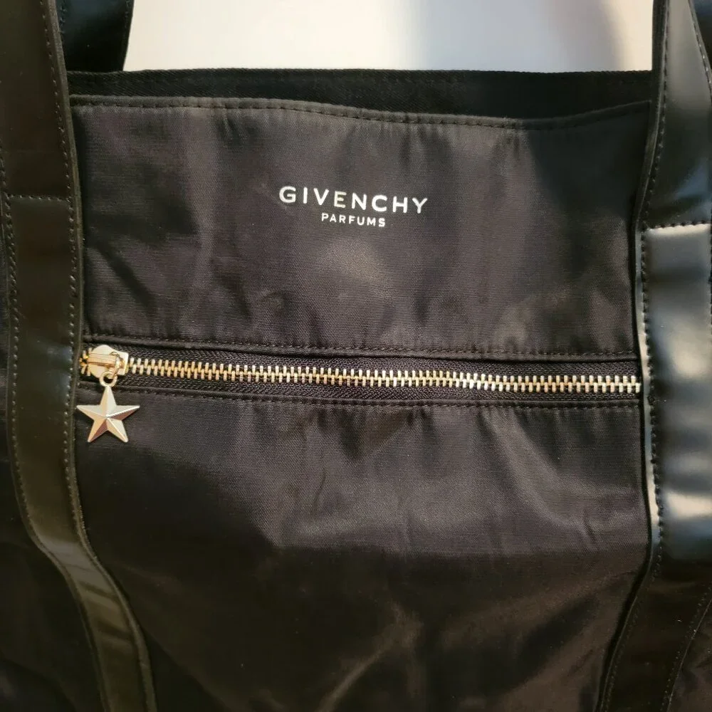 NWOT Givenchy Parfums Tote Bag/Purse Black Nylon Purse With Gold Hardware - Picture 2 of 13